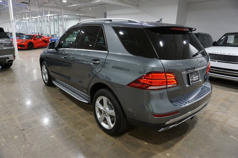 Mercedes-Benz GLE GLE 350 Vehicle Full-screen Gallery Image 07