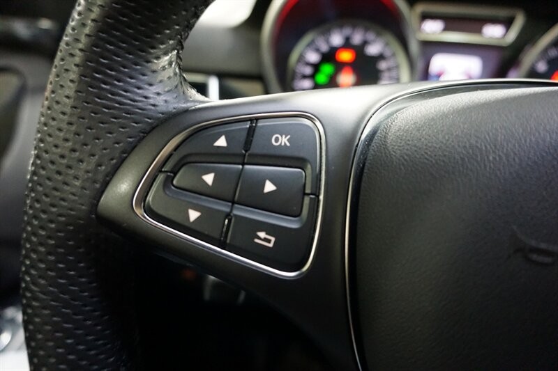 Mercedes-Benz GLE GLE 350 Vehicle Full-screen Gallery Image 42