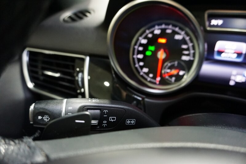 Mercedes-Benz GLE GLE 350 Vehicle Full-screen Gallery Image 44