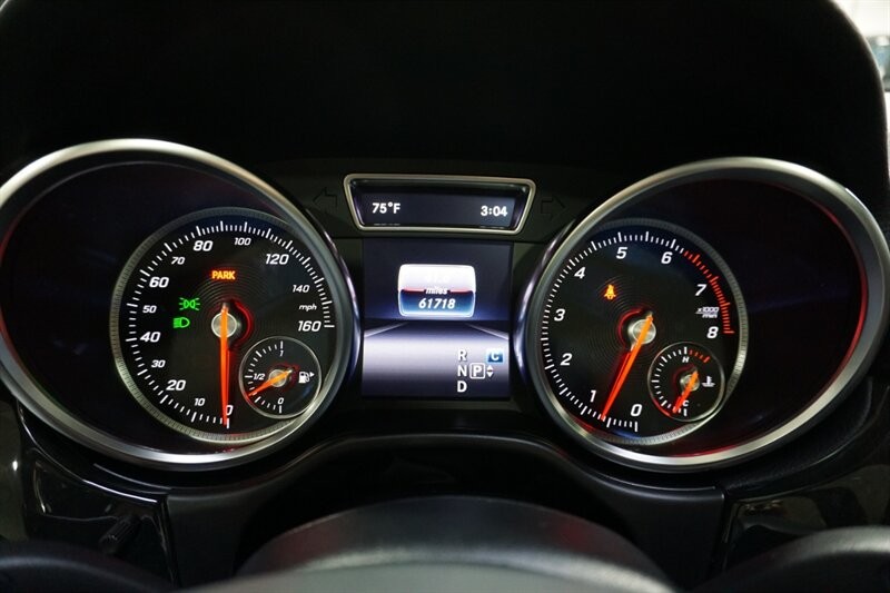 Mercedes-Benz GLE GLE 350 Vehicle Full-screen Gallery Image 46