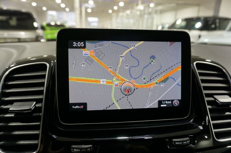 Mercedes-Benz GLE GLE 350 Vehicle Full-screen Gallery Image 50