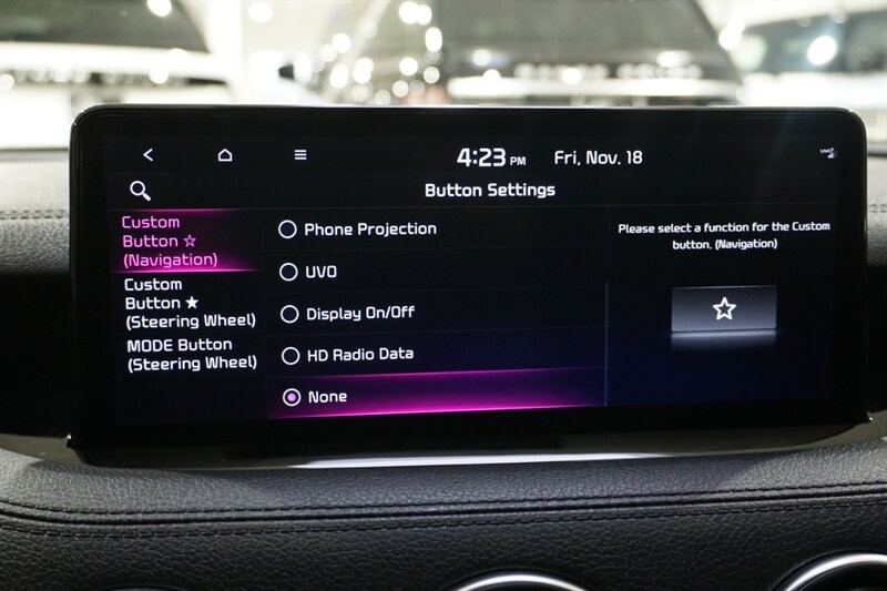 Kia Stinger GT-Line Vehicle Full-screen Gallery Image 49