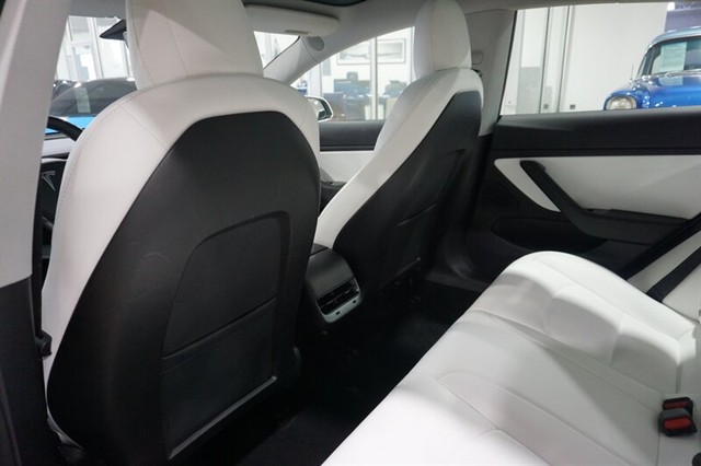 2019 Tesla Model 3 Base photo 22