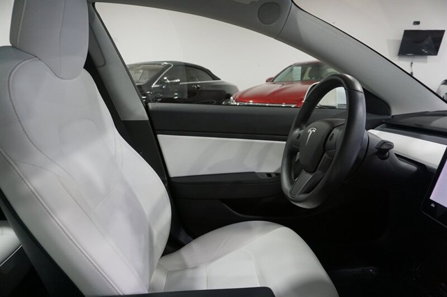 2019 Tesla Model 3 Base photo 33