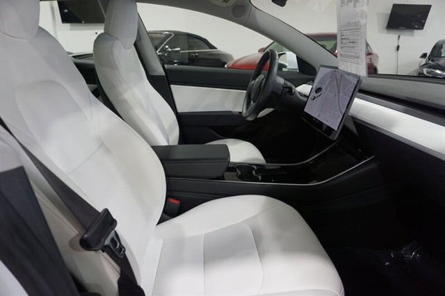 2019 Tesla Model 3 Base photo 34