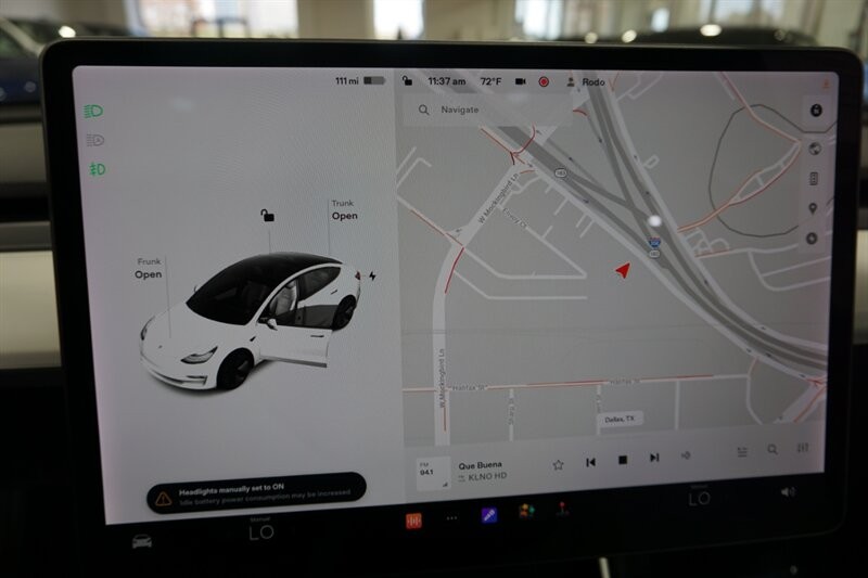 Tesla Model 3 Vehicle Full-screen Gallery Image 46