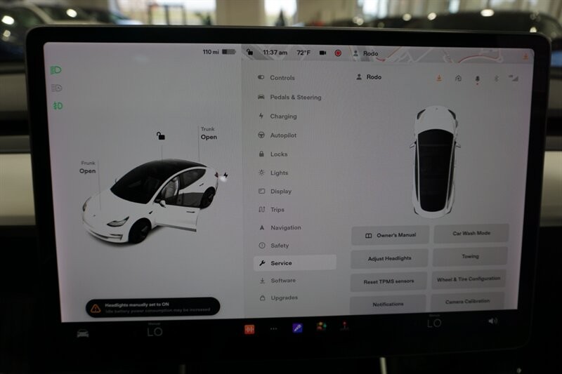Tesla Model 3 Vehicle Full-screen Gallery Image 48