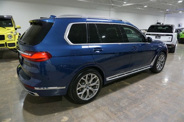 2020 BMW X7 40i photo 8