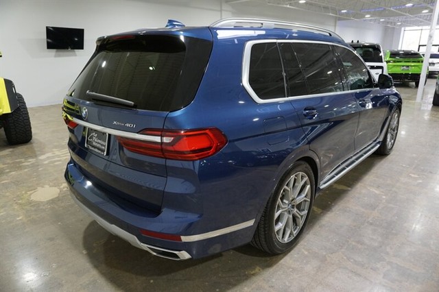 2020 BMW X7 40i photo 9