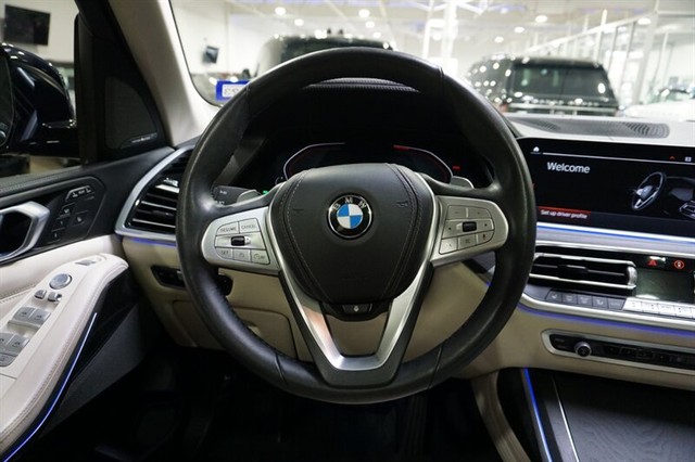 2020 BMW X7 40i photo 41