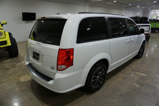 2018 Dodge Grand Caravan GT photo 8