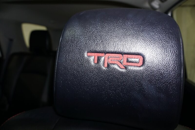 Toyota 4Runner TRD Pro Vehicle Full-screen Gallery Image 22