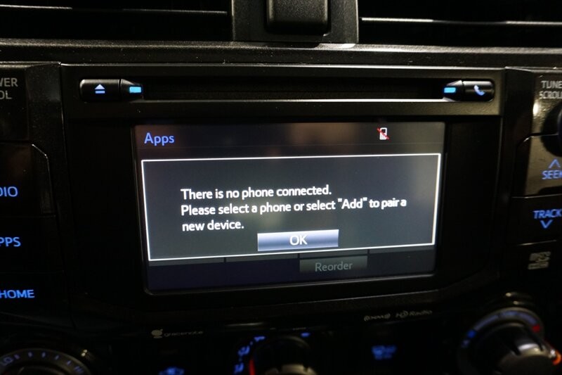 Toyota 4Runner TRD Pro Vehicle Full-screen Gallery Image 49