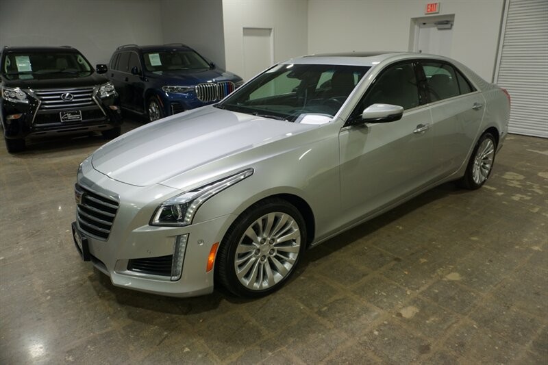 Cadillac CTS 3.6L Premium Luxury Vehicle Full-screen Gallery Image 01