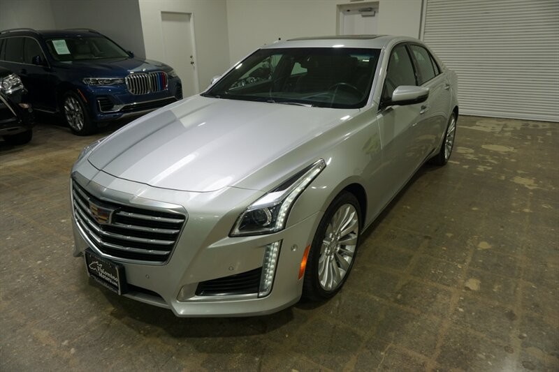 Cadillac CTS 3.6L Premium Luxury Vehicle Full-screen Gallery Image 02