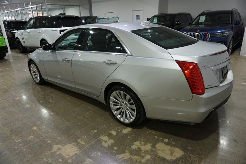 Cadillac CTS 3.6L Premium Luxury Vehicle Full-screen Gallery Image 06