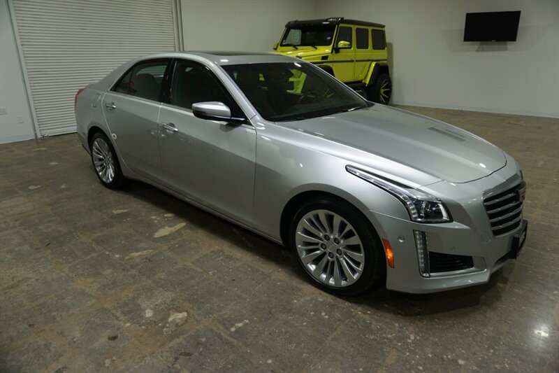 Cadillac CTS 3.6L Premium Luxury Vehicle Full-screen Gallery Image 14
