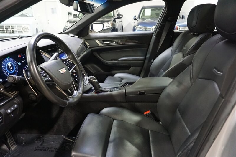 Cadillac CTS 3.6L Premium Luxury Vehicle Full-screen Gallery Image 21