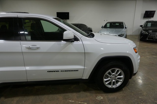 2018 Jeep Grand Cherokee Laredo photo 12