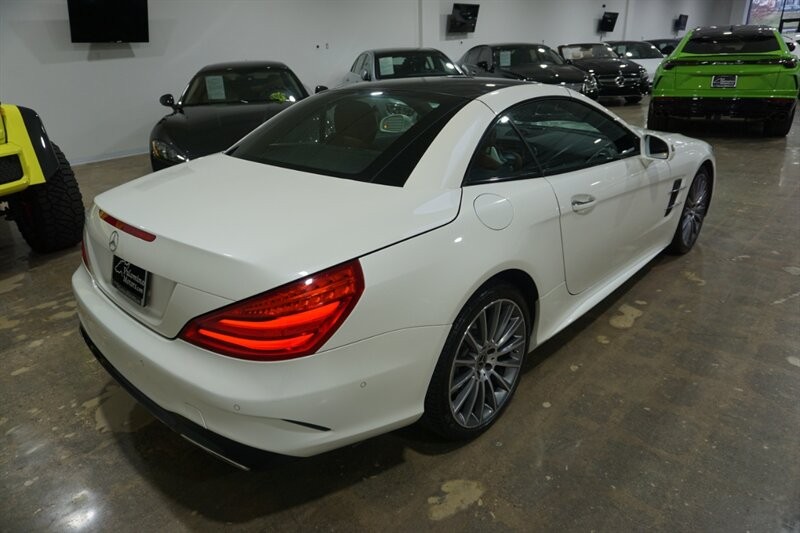 Mercedes-Benz SL 450 Vehicle Full-screen Gallery Image 09