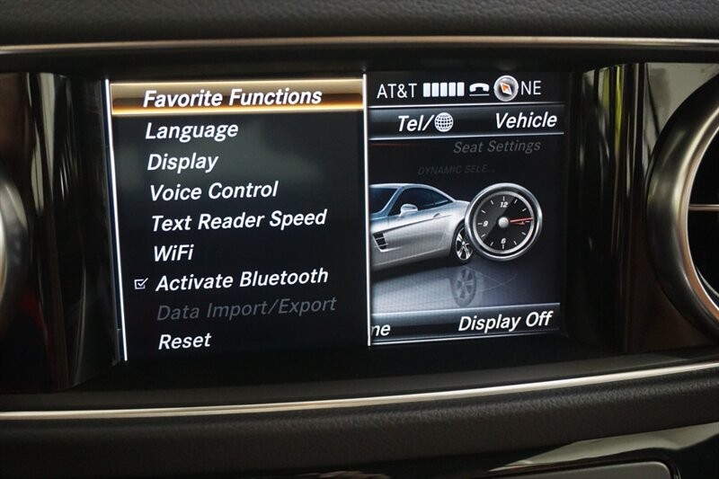 Mercedes-Benz SL 450 Vehicle Full-screen Gallery Image 46