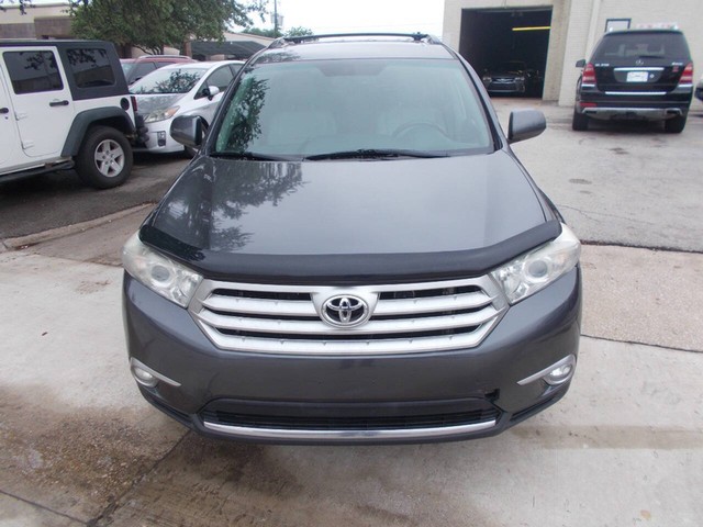 more details - toyota highlander