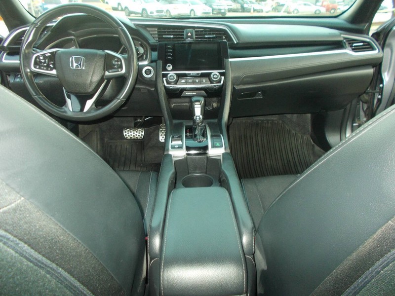 Honda Civic Sedan Vehicle Full-screen Gallery Image 02