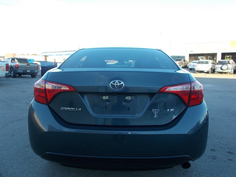 Toyota Corolla Vehicle Full-screen Gallery Image 03
