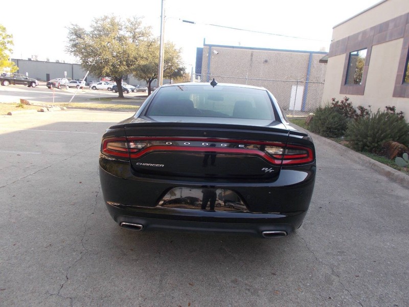 Dodge Charger Vehicle Full-screen Gallery Image 03