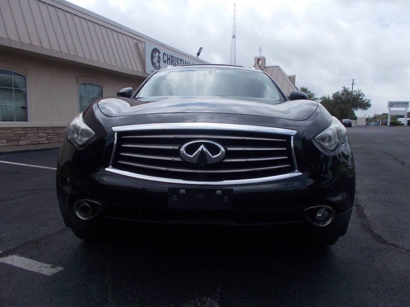 INFINITI FX35 Vehicle Full-screen Gallery Image 01