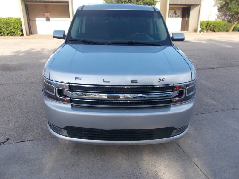 Ford Flex Vehicle Full-screen Gallery Image 01