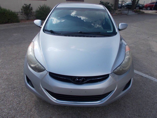 more details - hyundai elantra