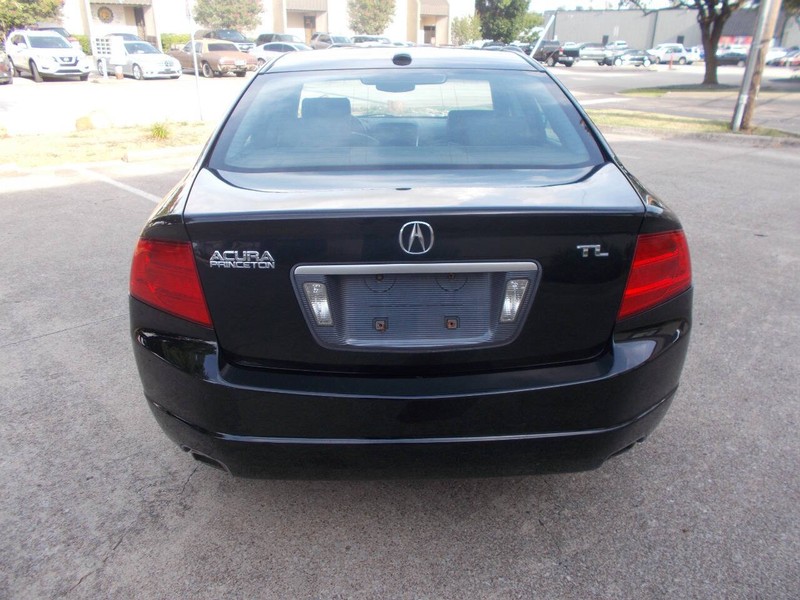 Acura TL Vehicle Full-screen Gallery Image 03
