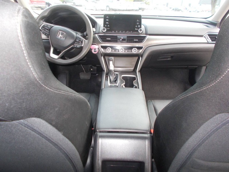 Honda Accord Sedan Vehicle Full-screen Gallery Image 02