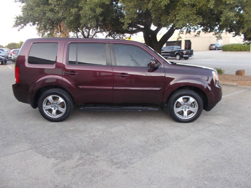 Honda Pilot Vehicle Full-screen Gallery Image 03