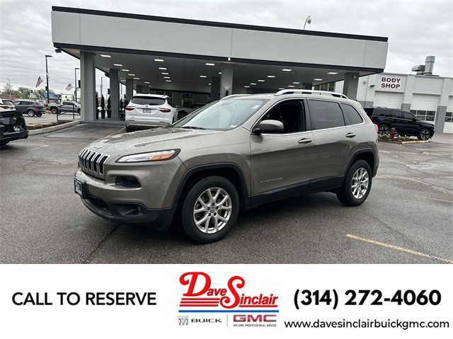 2017 Jeep Cherokee 4WD Latitude at Dave Sinclair Buick GMC in St. Louis MO