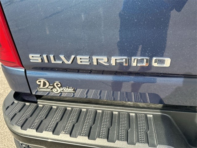 2020 Chevrolet Silverado 2500HD 4WD Custom Crew Cab photo