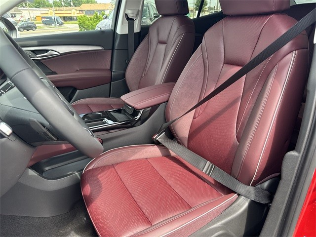 Buick Envision Vehicle Full-screen Gallery Image 11