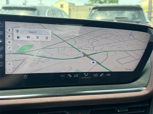 Buick Envision Vehicle Full-screen Gallery Image 18