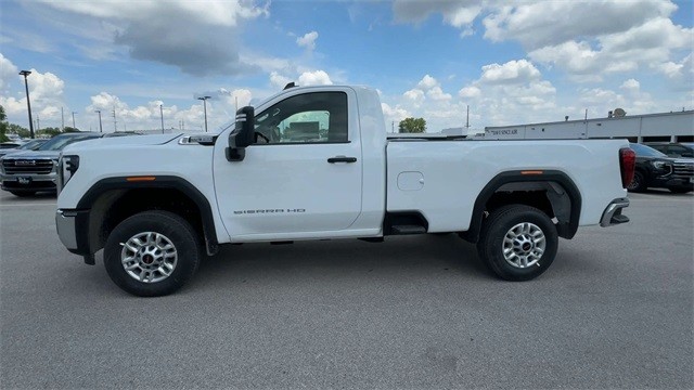 GMC Sierra 2500HD Vehicle Full-screen Gallery Image 05