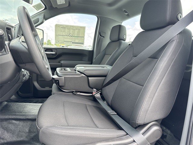 GMC Sierra 2500HD Vehicle Full-screen Gallery Image 11