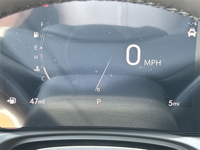 Buick Encore GX Vehicle Full-screen Gallery Image 15