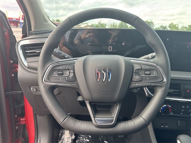 Buick Encore GX Vehicle Full-screen Gallery Image 14