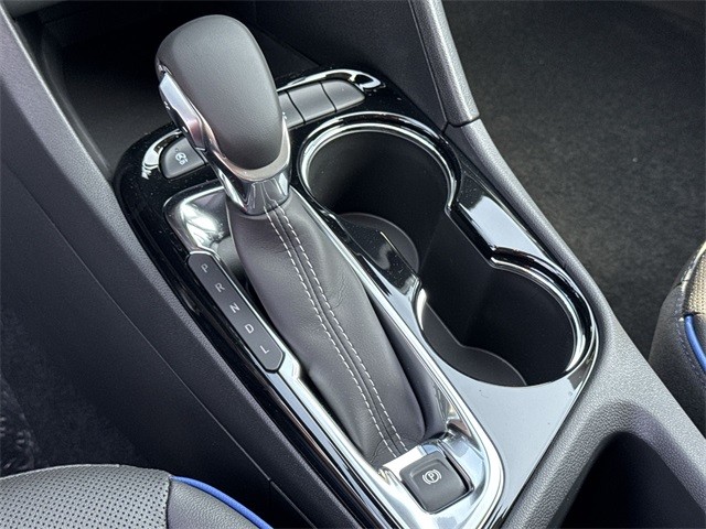 Buick Encore GX Vehicle Full-screen Gallery Image 20