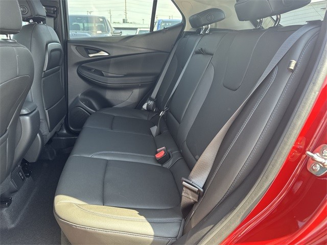 Buick Encore GX Vehicle Full-screen Gallery Image 21