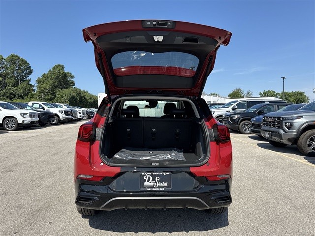 Buick Encore GX Vehicle Full-screen Gallery Image 22