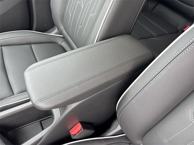 Buick Encore GX Vehicle Full-screen Gallery Image 20