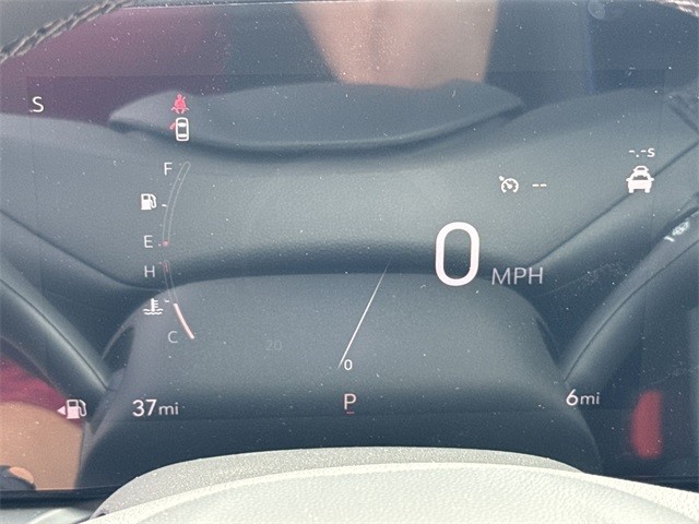 Buick Encore GX Vehicle Full-screen Gallery Image 15