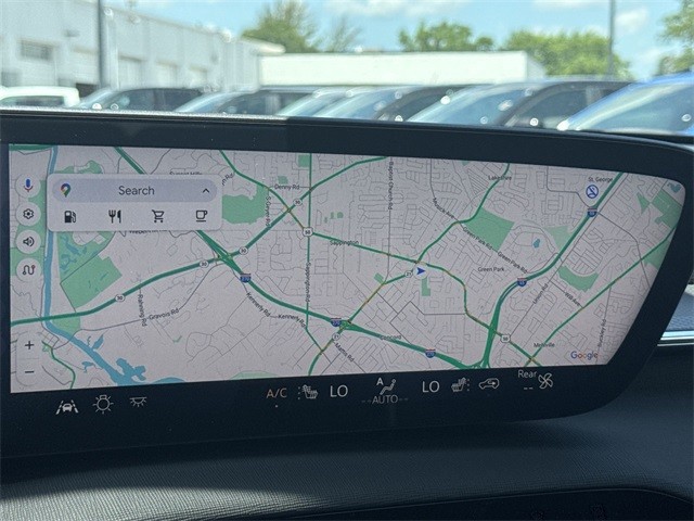 Buick Enclave Vehicle Full-screen Gallery Image 18