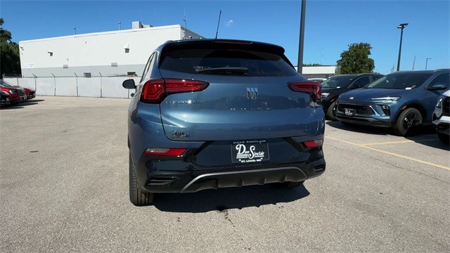 Buick Encore GX Vehicle Full-screen Gallery Image 07
